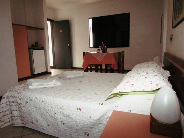 Alpes Hotel 벤다 노바 두 이미그란치 외부 사진